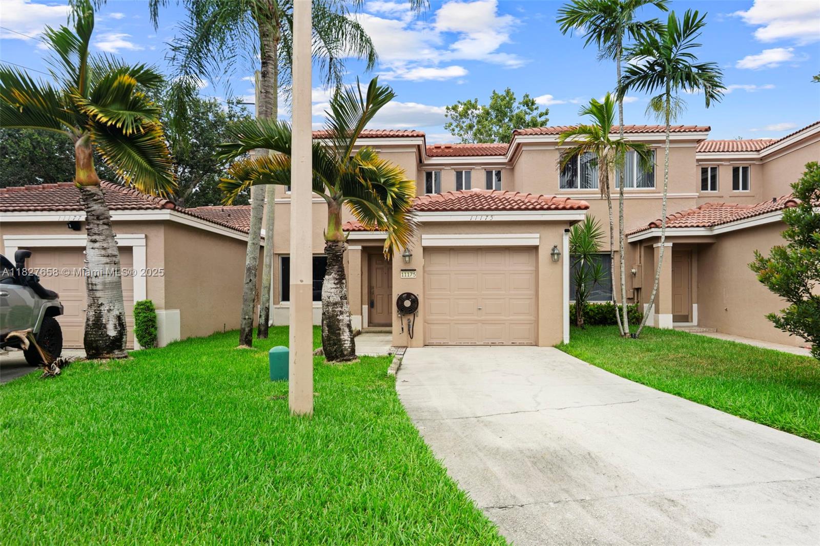 11175 SW 17th Mnr, Davie FL 33324