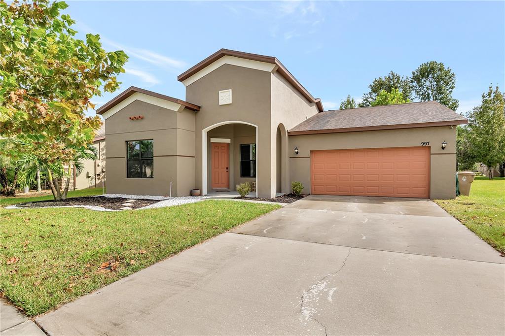 997 LA MIRADA COURT