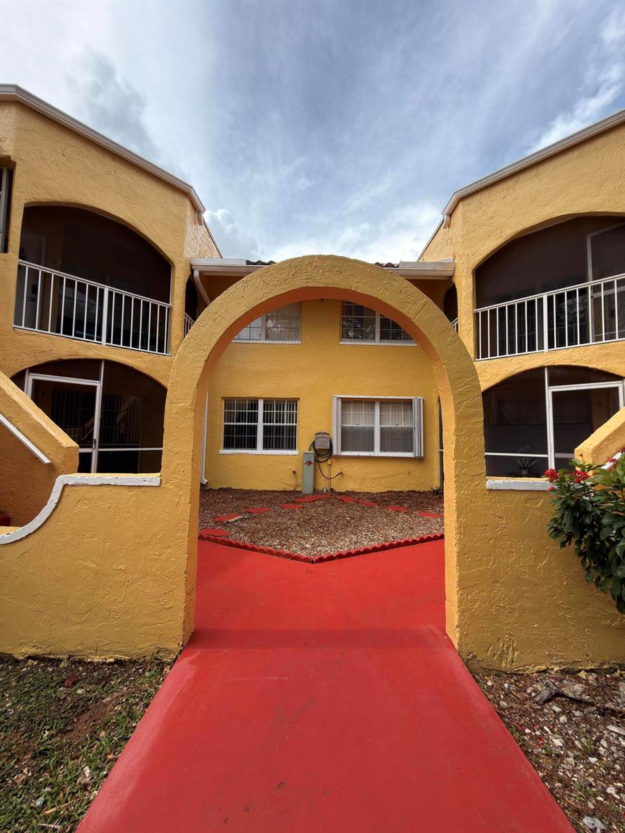 15605 SW 74th Cir Drive # 4, Miami FL 33193