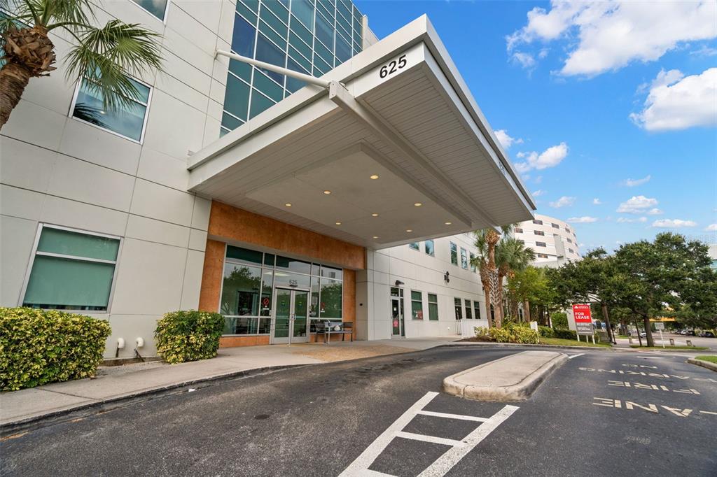 625 6TH AVENUE S UNIT 405