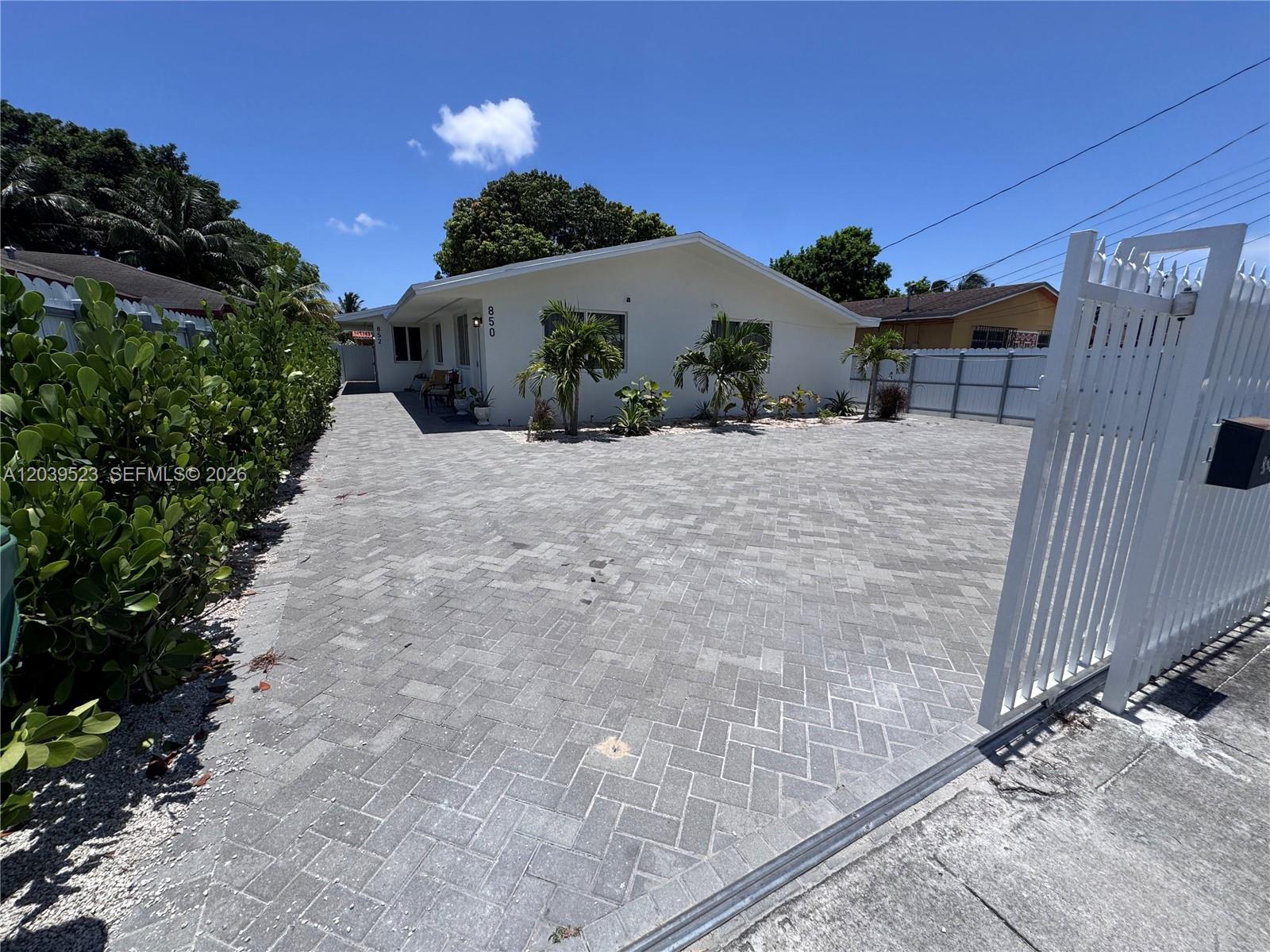 850 NW 109th St # 852, Miami FL 33168