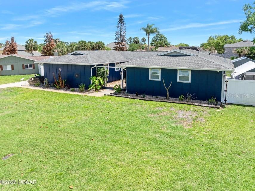 18 TOMOKA OAKS BOULEVARD, ORMOND BEACH, FL — photo 3 of 30