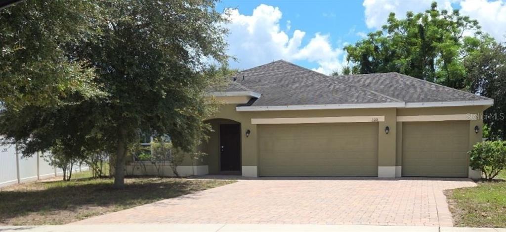 228 WHISPERING PINES WAY