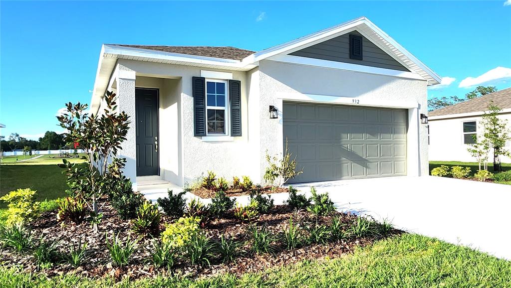 932 BLUE CREEK DRIVE