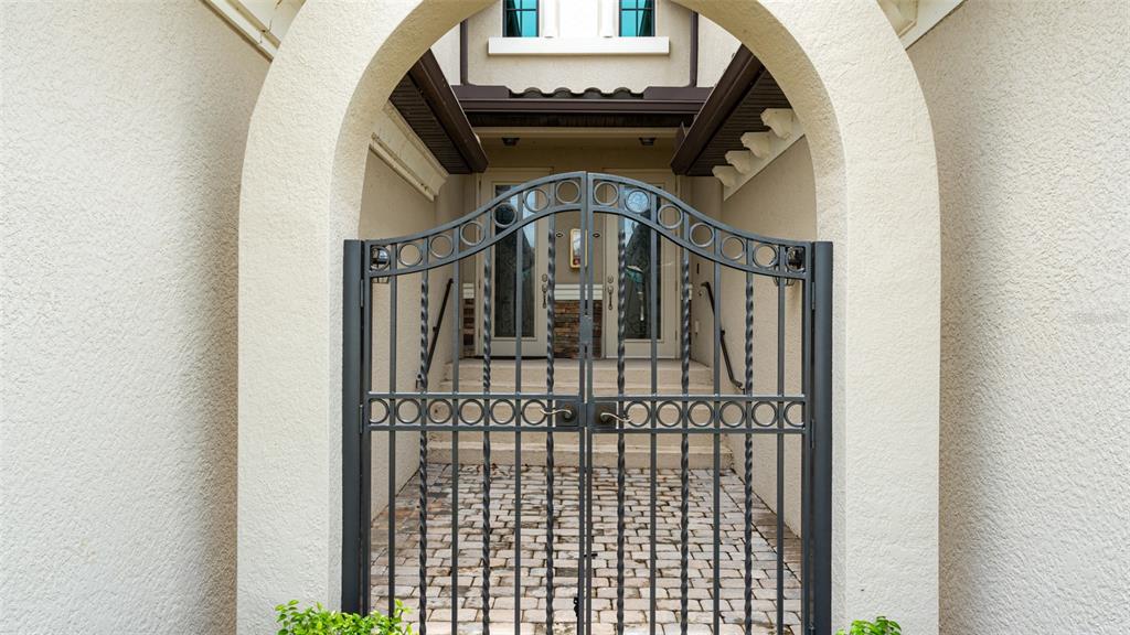 5805 WAKE FOREST RUN UNIT 103, LAKEWOOD RANCH, FL — photo 4 of 30