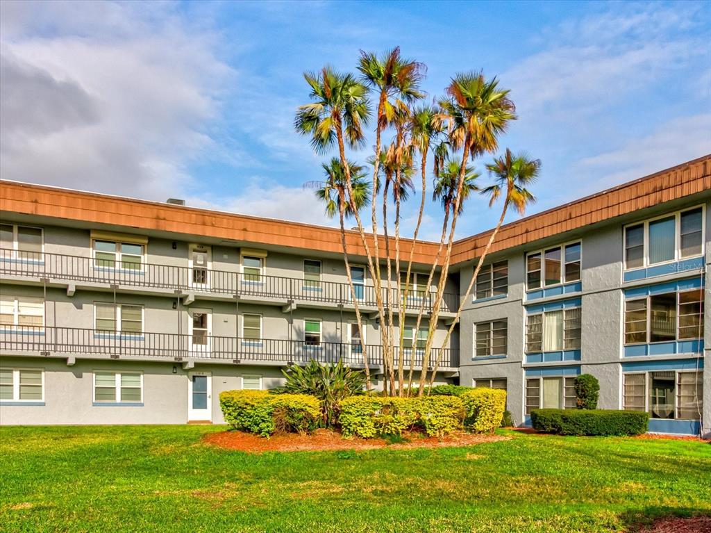 333 LAKE HOWARD DR NW UNIT 314D