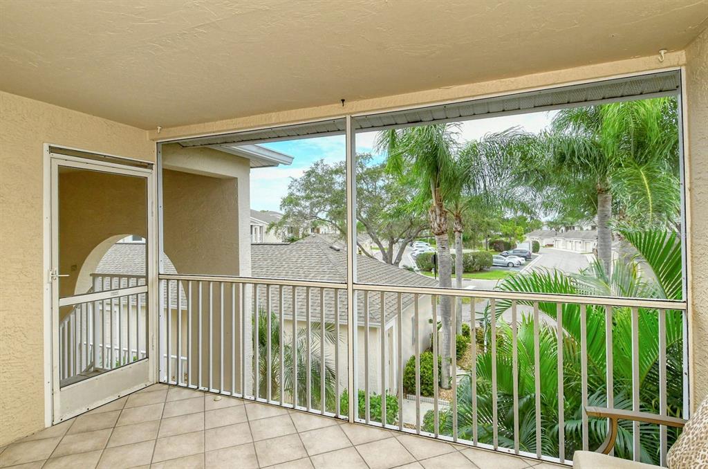 9560 HIGH GATE DRIVE UNIT 1624, SARASOTA, FL — photo 3 of 30