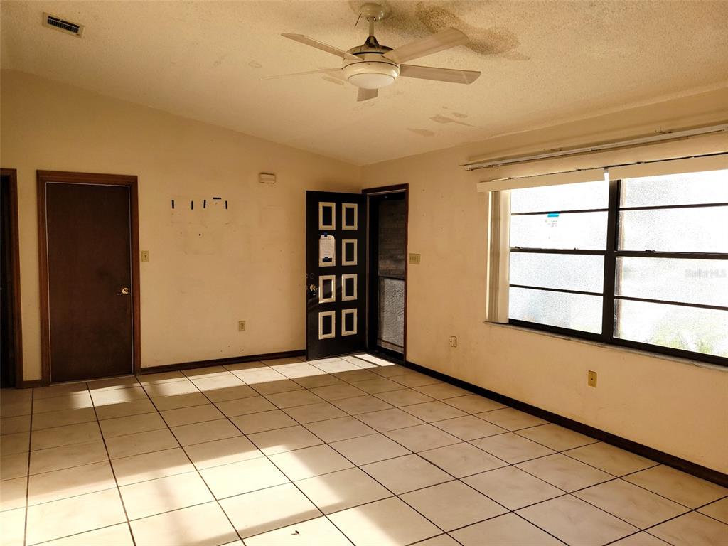 1618 GIVENS COURT NW, PALM BAY, FL — photo 4 of 18
