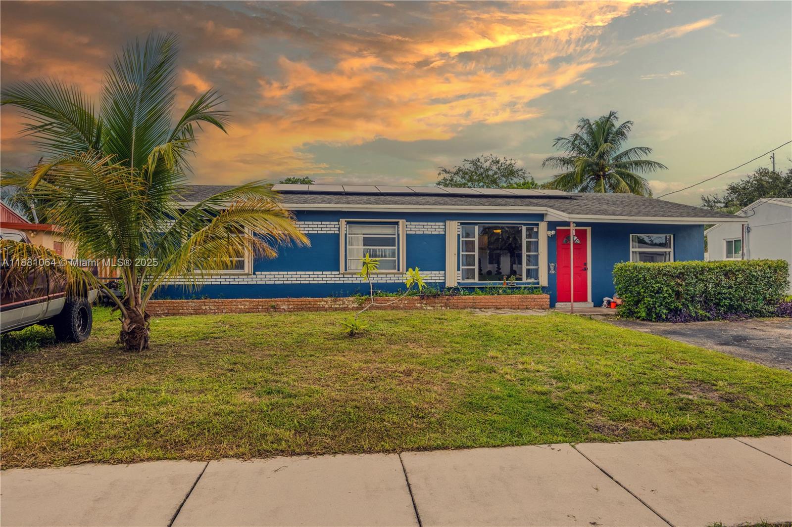 4450 SW 24th St, Fort Lauderdale FL 33317