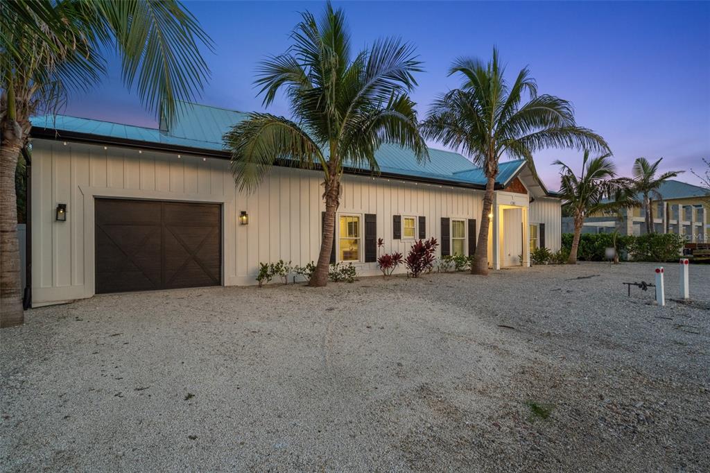 305 73RD STREET, HOLMES BEACH, FL — photo 4 of 30
