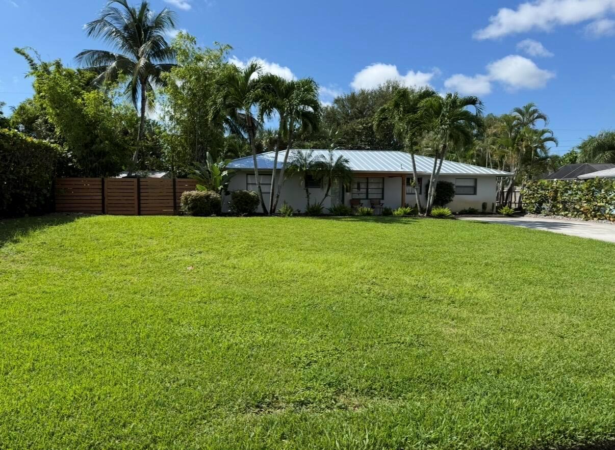 20 E Windsor Rd Road E, Jupiter FL 33469