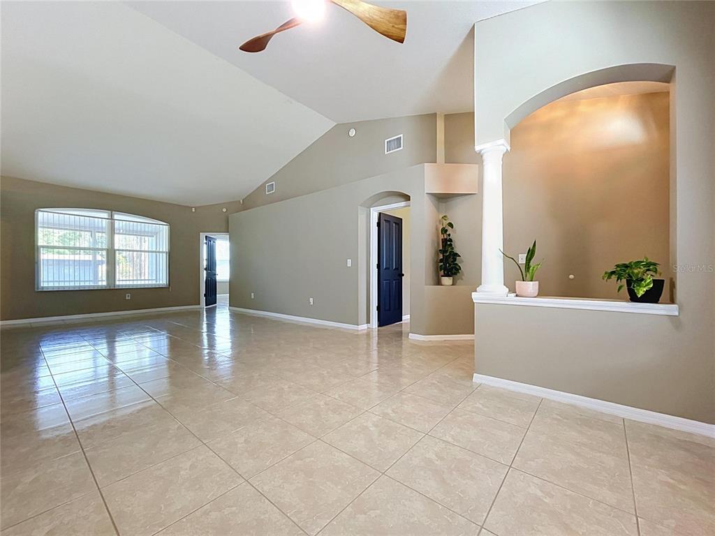 4209 AMBER RIDGE LANE, VALRICO, FL — photo 5 of 30