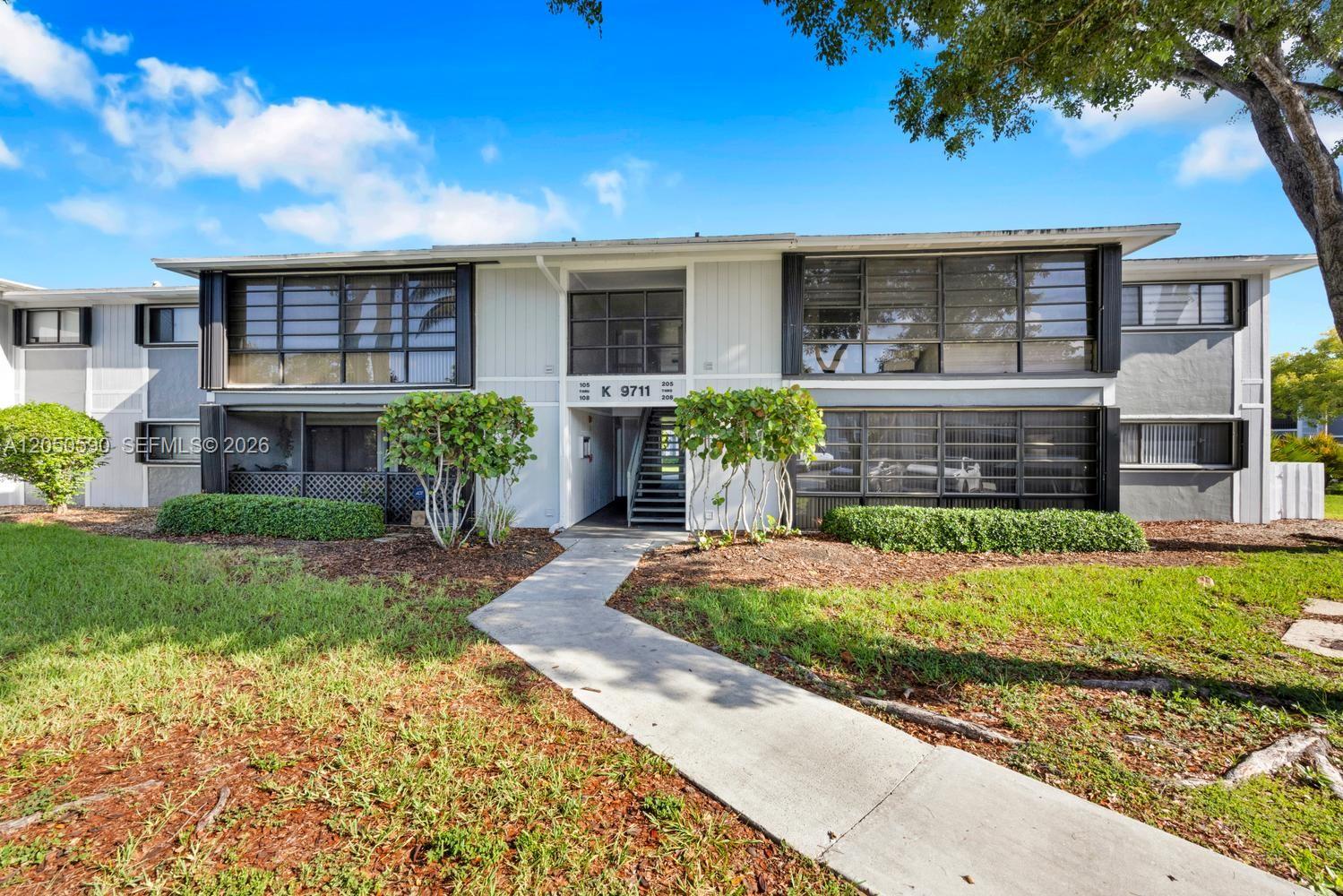 9711 Hammocks Blvd # K, Miami FL 33196