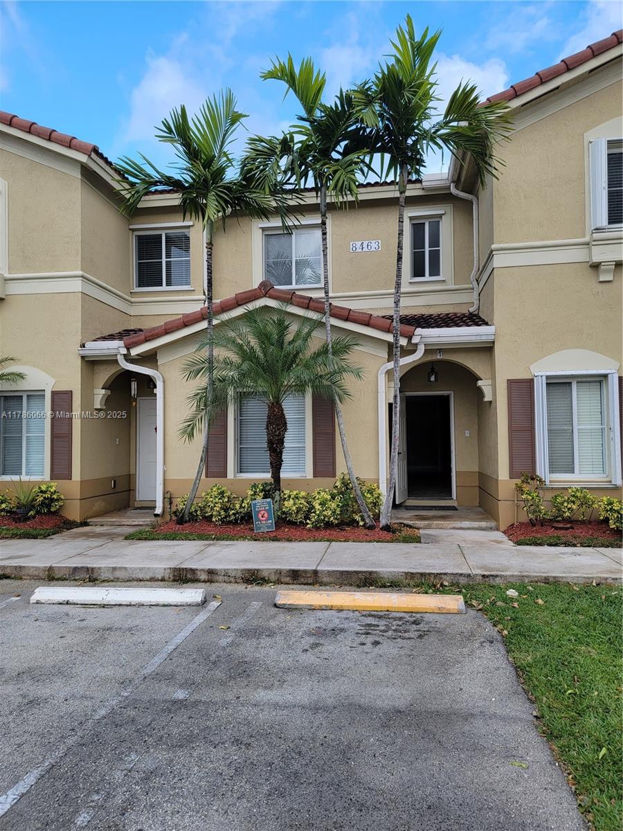 8463 NW 107th Path # 33, Doral FL 33178