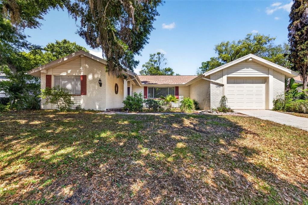 12415 STAGECOACH LANE
