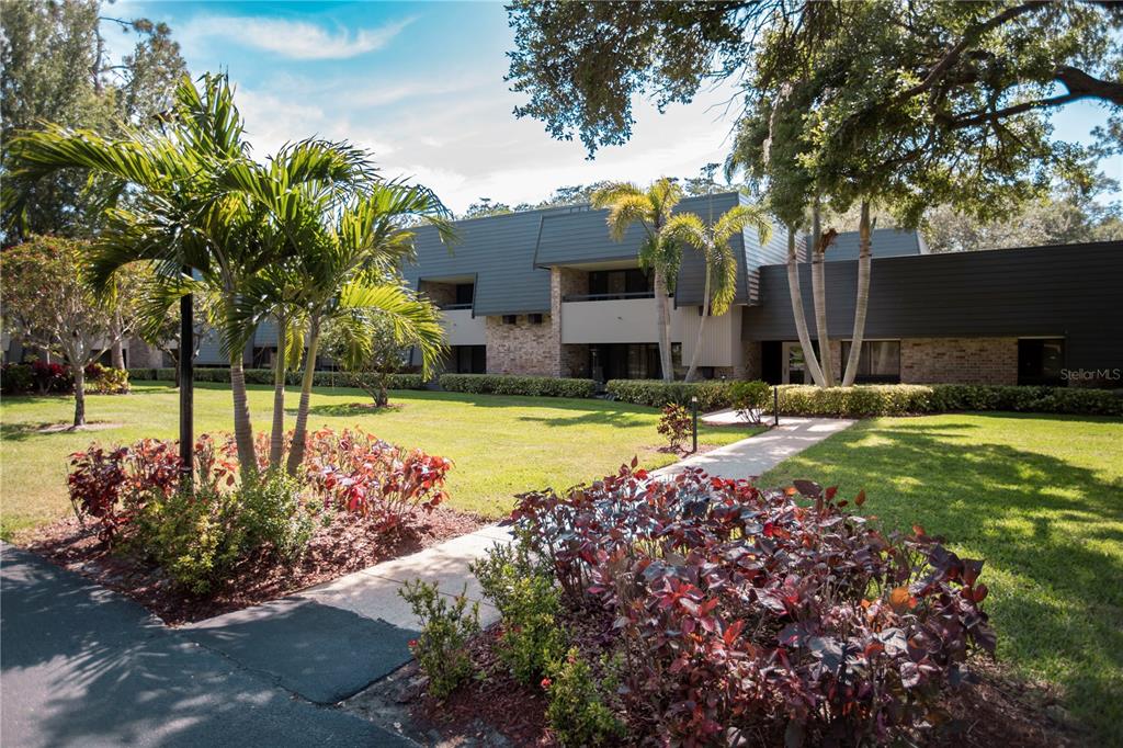 36750 US 19 UNIT 2052