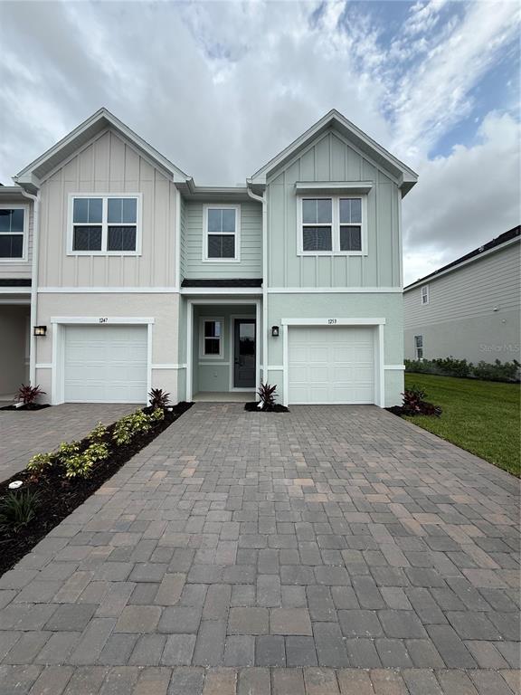 1253 PINEYWOOD FIELD DRIVE