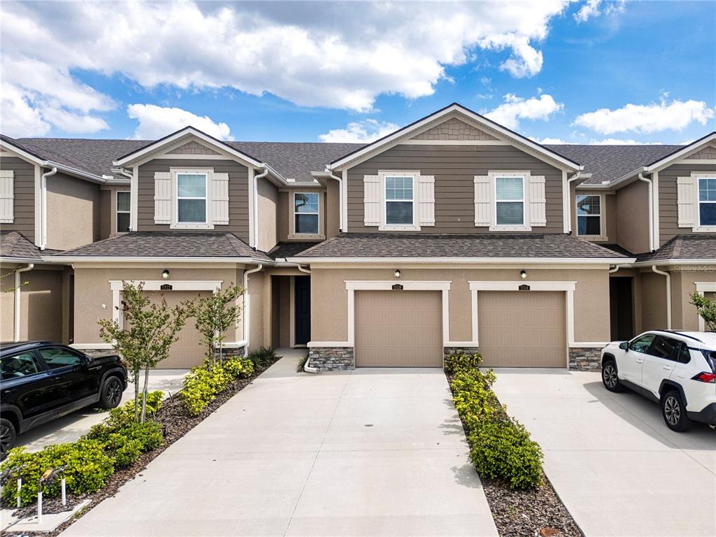 11518 ROLLING GREEN DRIVE