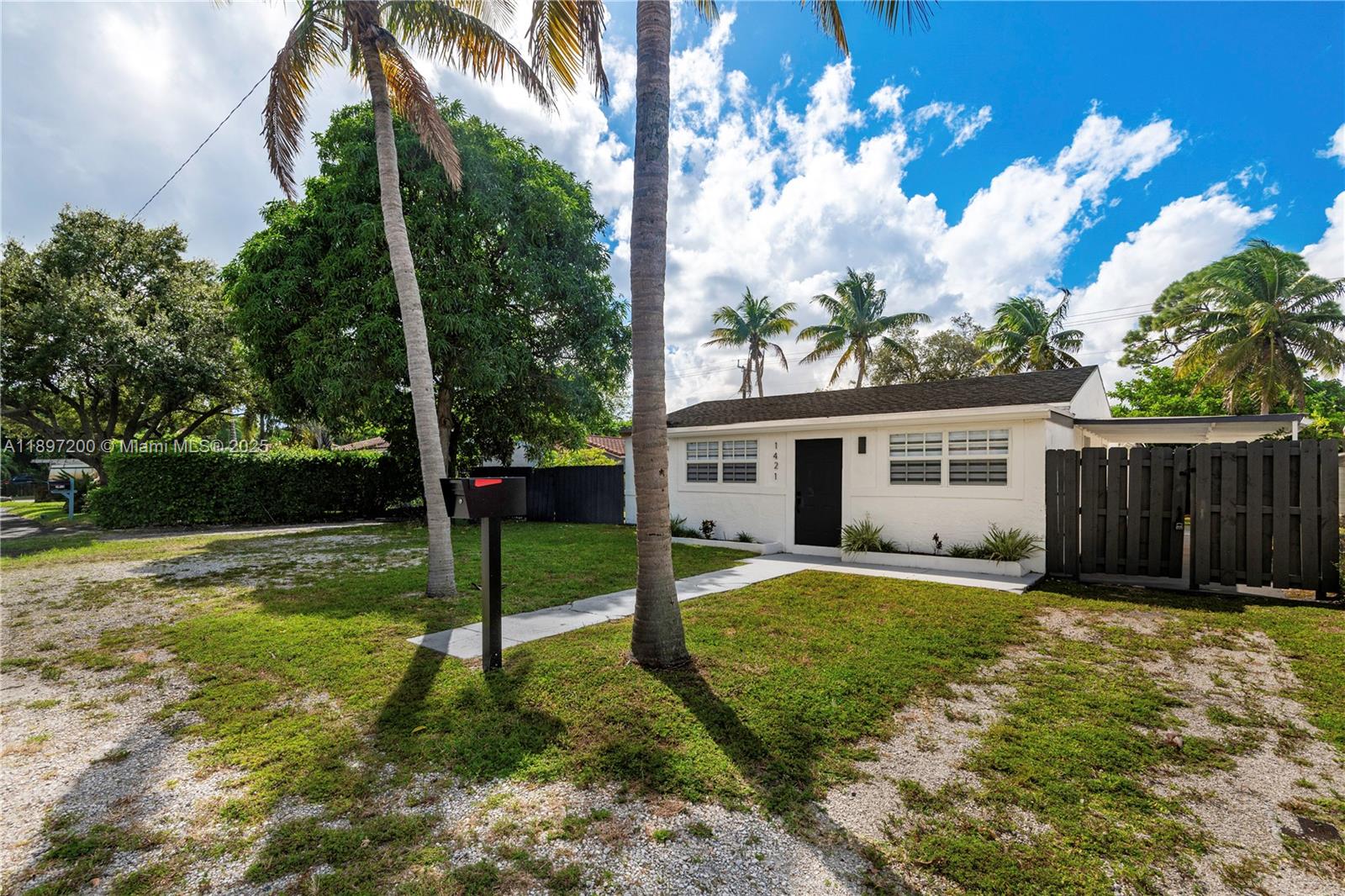1421 NW 1st Ave, Fort Lauderdale FL 33311
