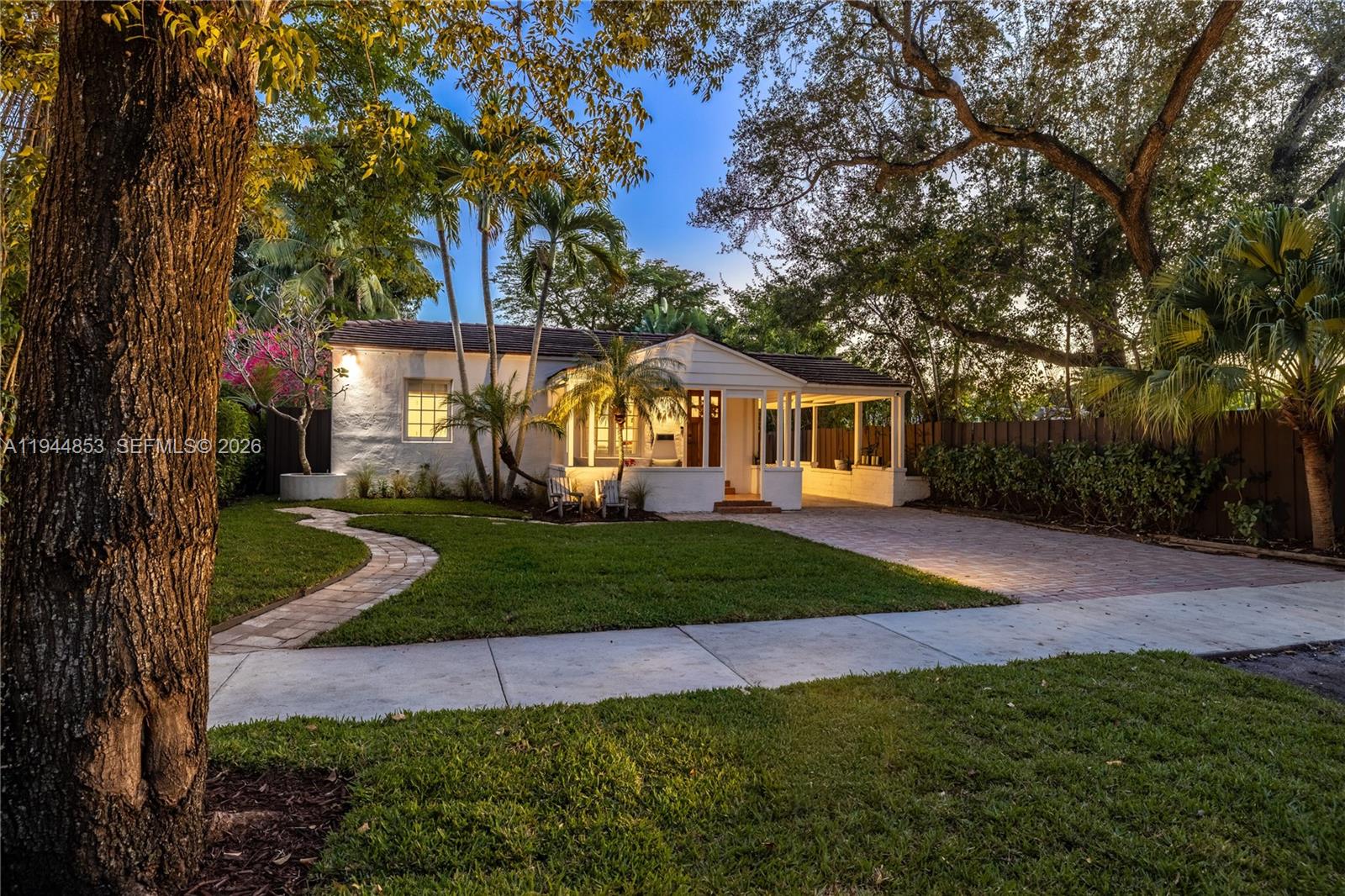 624 NE 71st St, Miami FL 33138