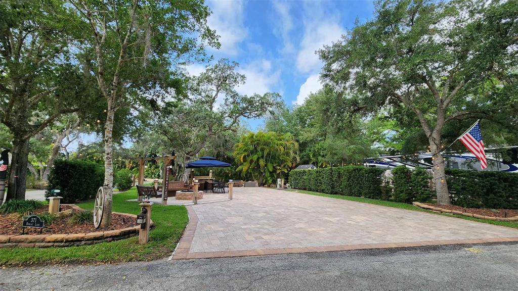 371 BOB CAT LANE, RIVER RANCH, FL — photo 3 of 23