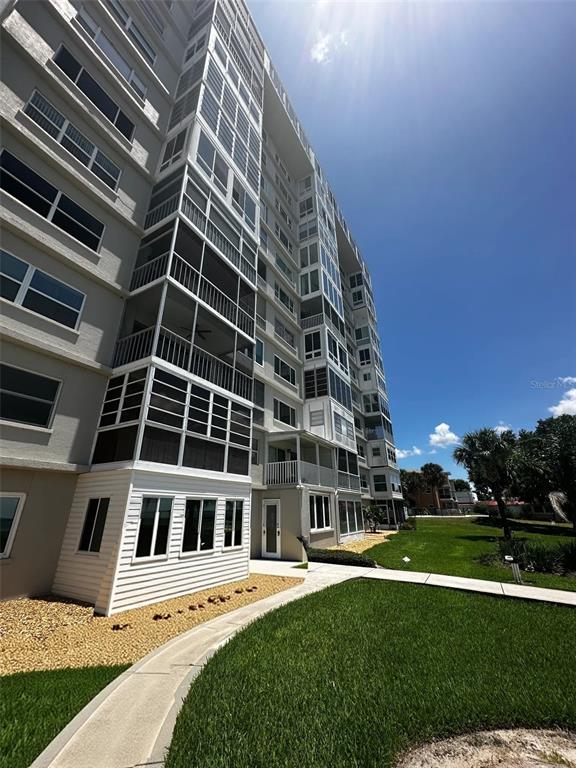 2131 LAKEVIEW DRIVE UNIT 410