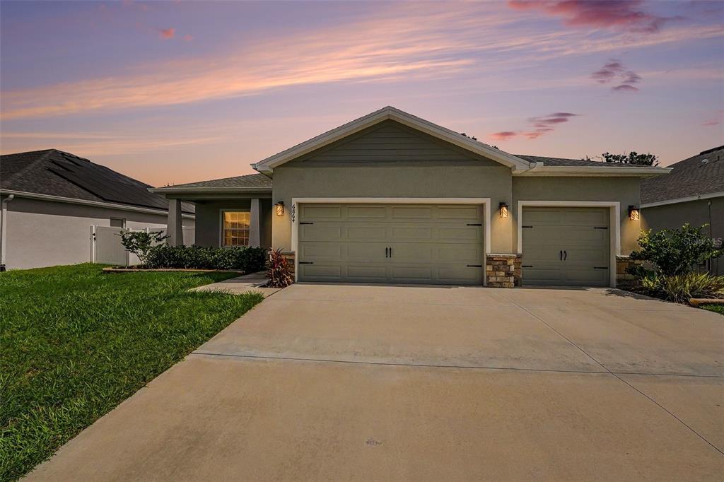 6864 MOSSY OAK LANE