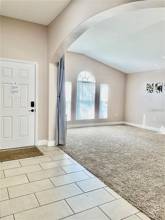 124 LANCASTER DRIVE, DAVENPORT, FL — photo 3 of 29