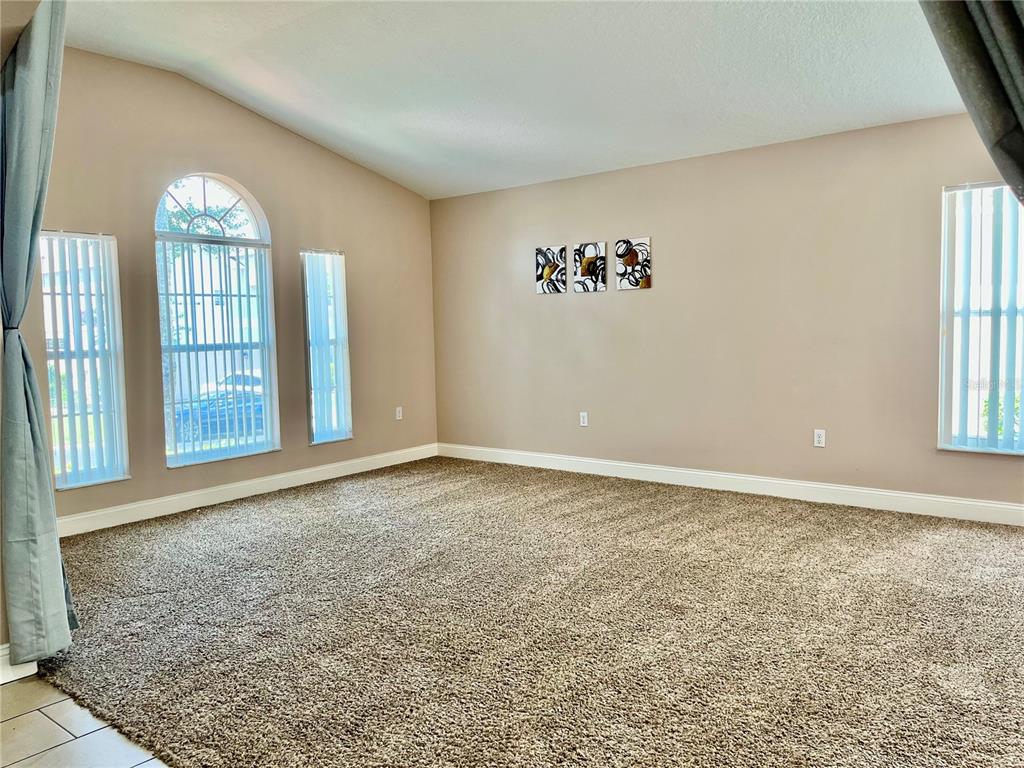 124 LANCASTER DRIVE, DAVENPORT, FL — photo 5 of 29