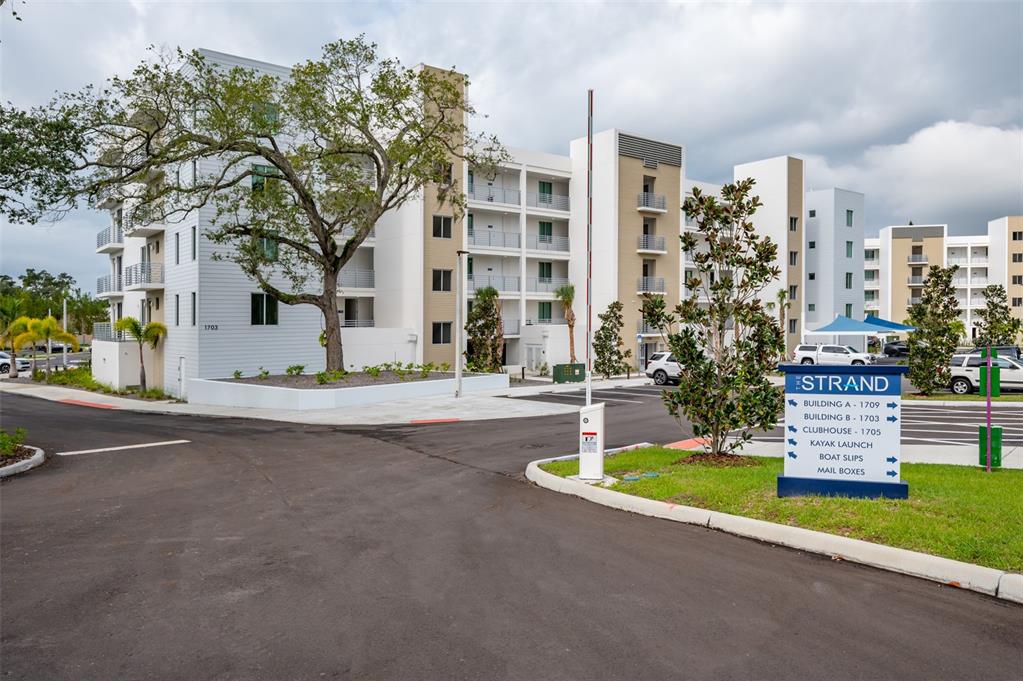 1703 N TAMIAMI TRAIL UNIT 205