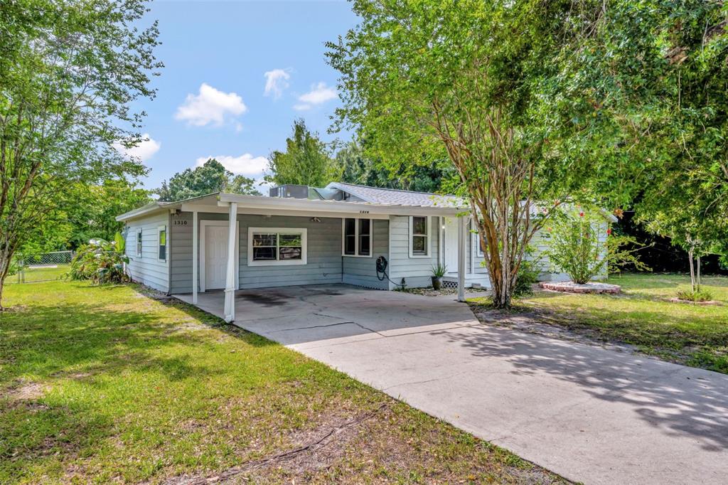 1310 COLETTA DR