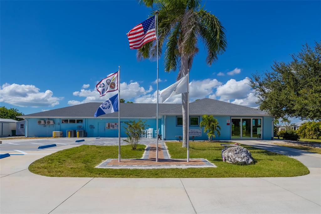 15089 LAKELAND CIRCLE, PORT CHARLOTTE, FL — photo 4 of 27