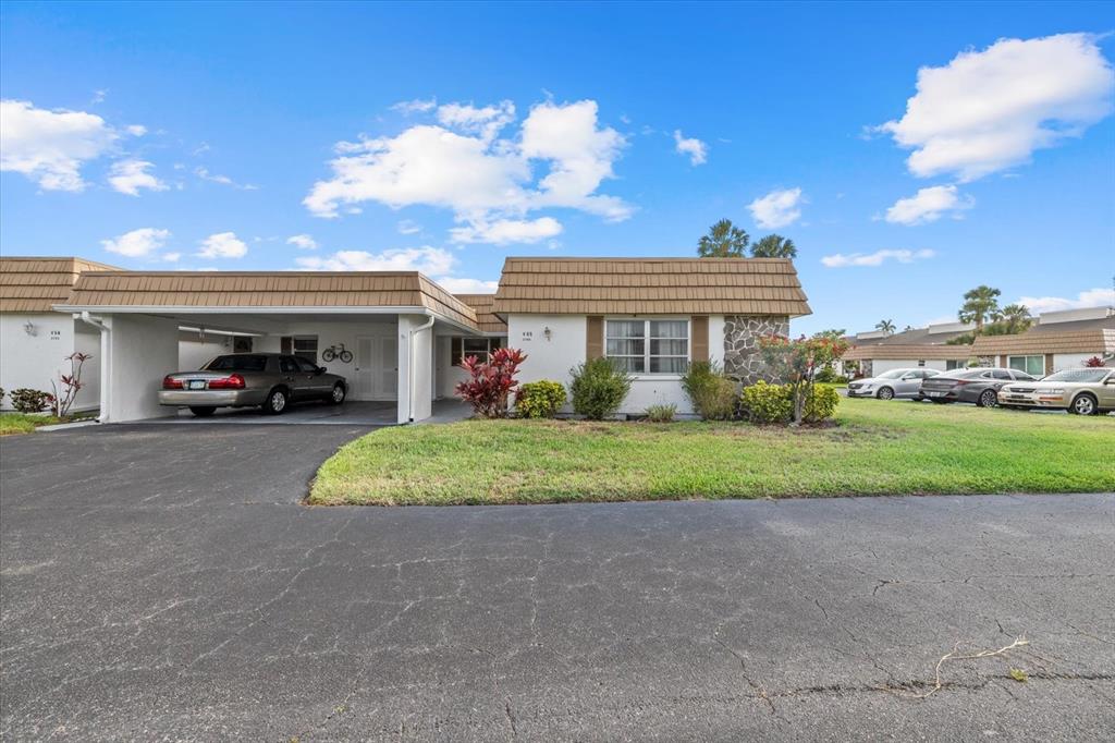 2749 RIVERBLUFF PLACE UNIT V65