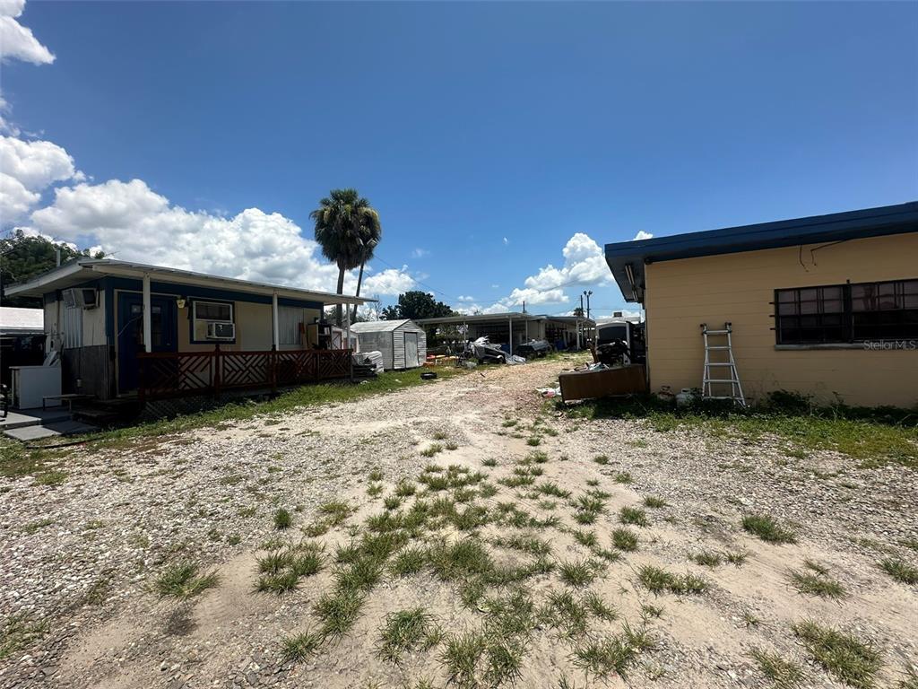 1701 W MEMORIAL BOULEVARD