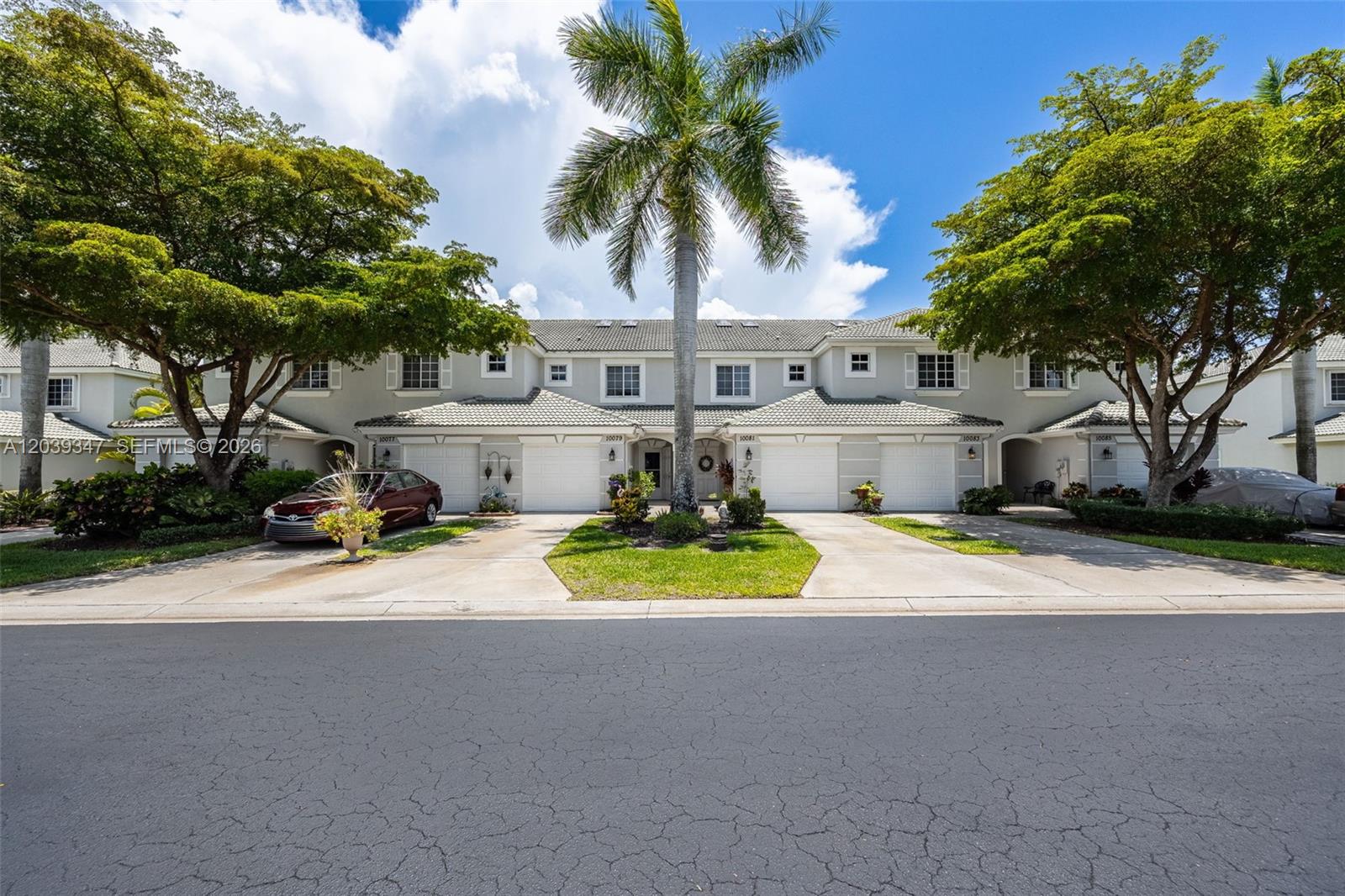 10083 Poppy Hill DR, Fort Myers FL 33966