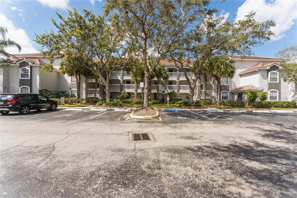 13929 FAIRWAY ISLAND DRIVE UNIT 825