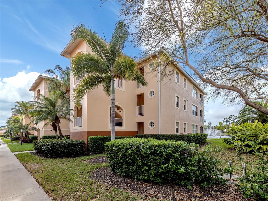 1731 AUBURN LAKES DRIVE UNIT 24