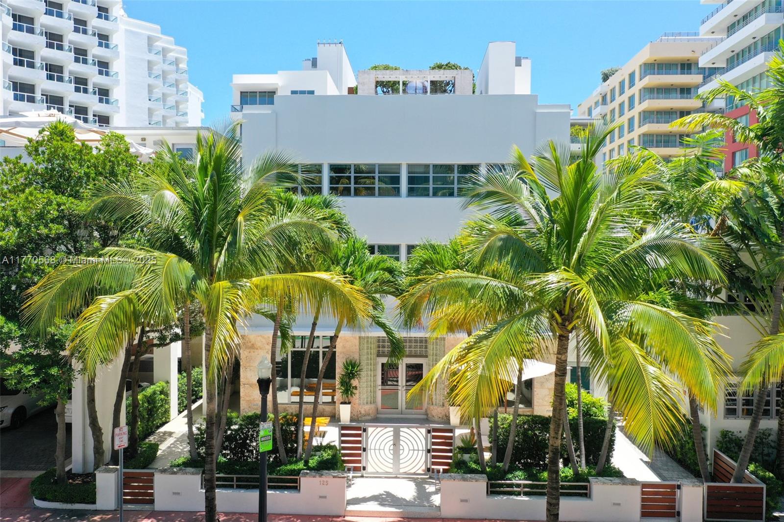 125 Ocean Drive # L0101, Miami Beach FL 33139
