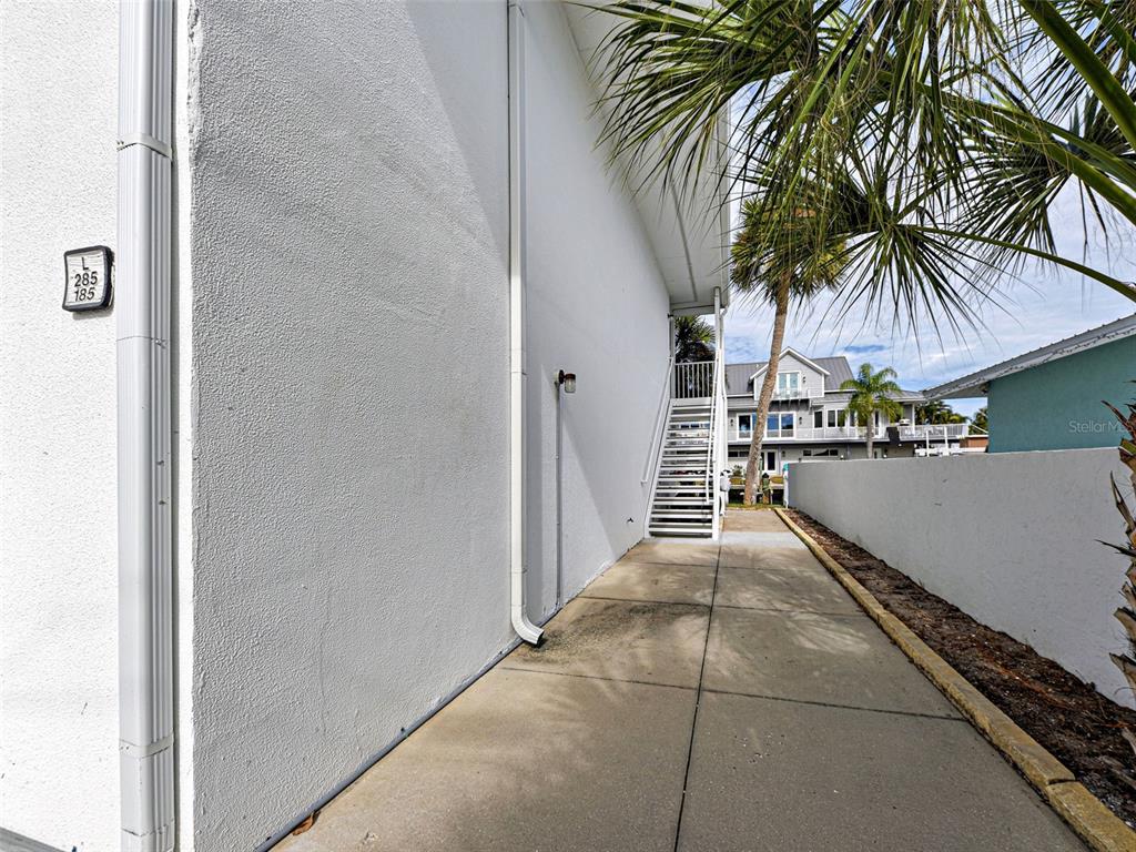 902 GIBBS ROAD UNIT 285, VENICE, FL — photo 2 of 30