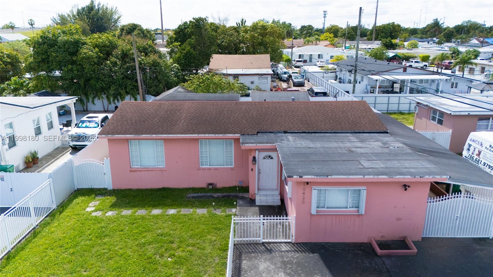 10420 NW 35th Pl, Miami FL 33147