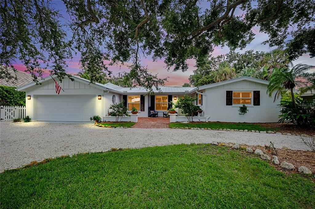 705 ARMADA ROAD N