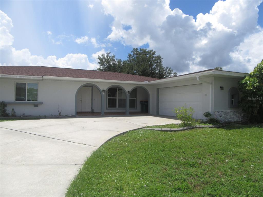 203 FIELDS TERRACE SE