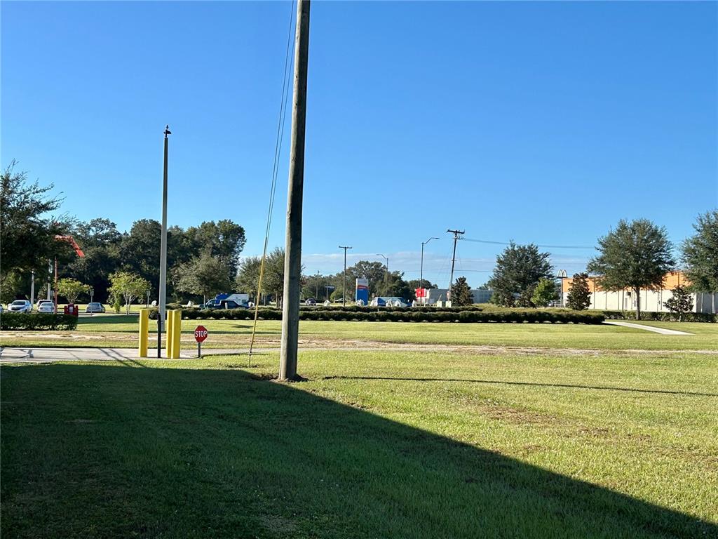 667 S 5TH AVENUE, WAUCHULA, FL — photo 2 of 21