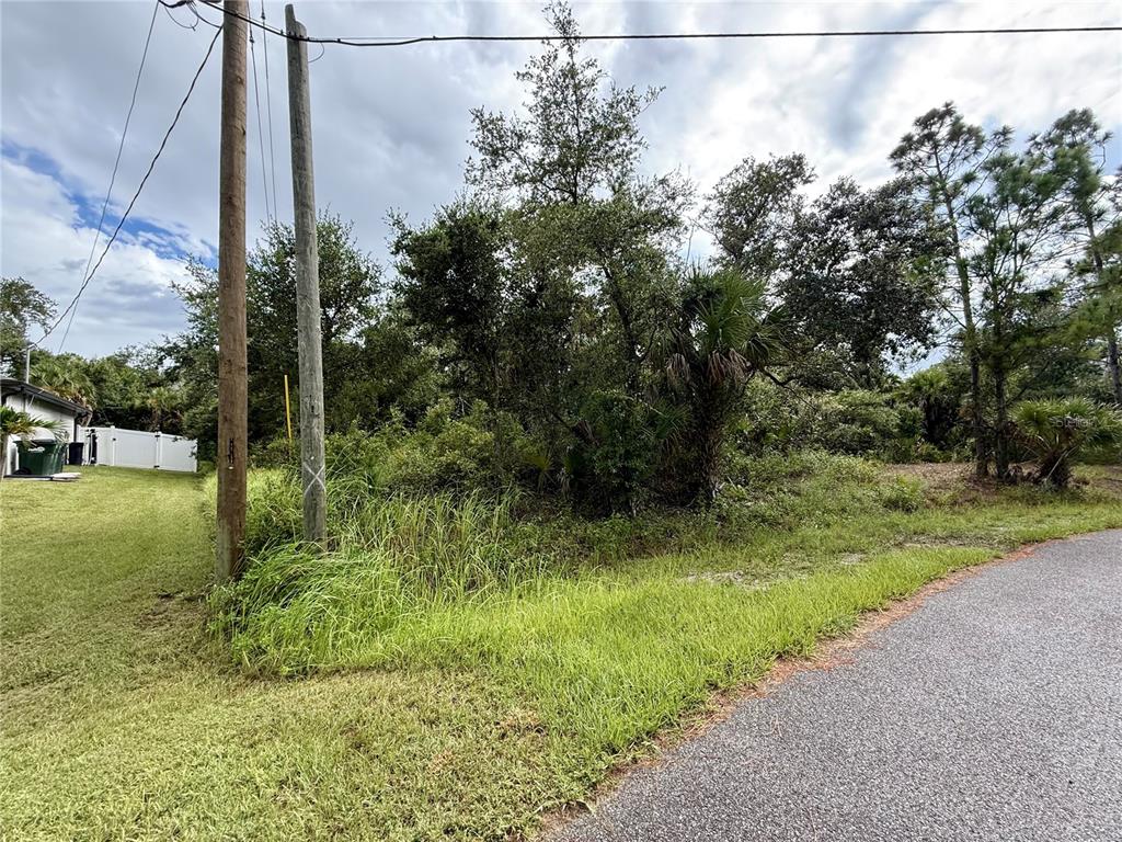 LANAI AVE, NORTH PORT, FL — photo 4 of 11
