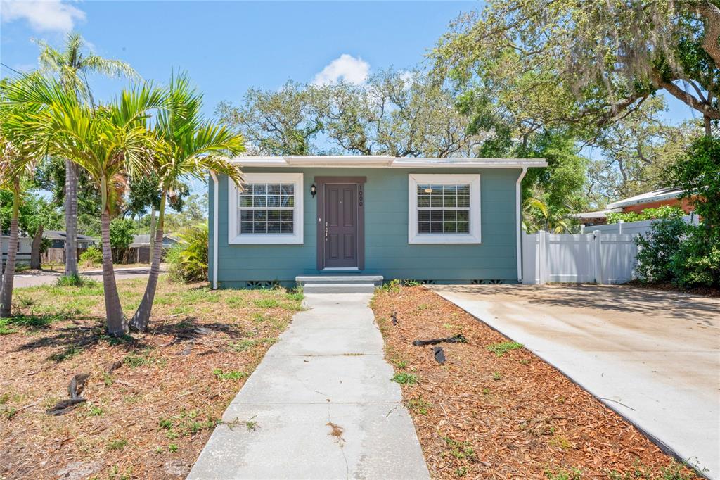 1000 MAGNOLIA DRIVE