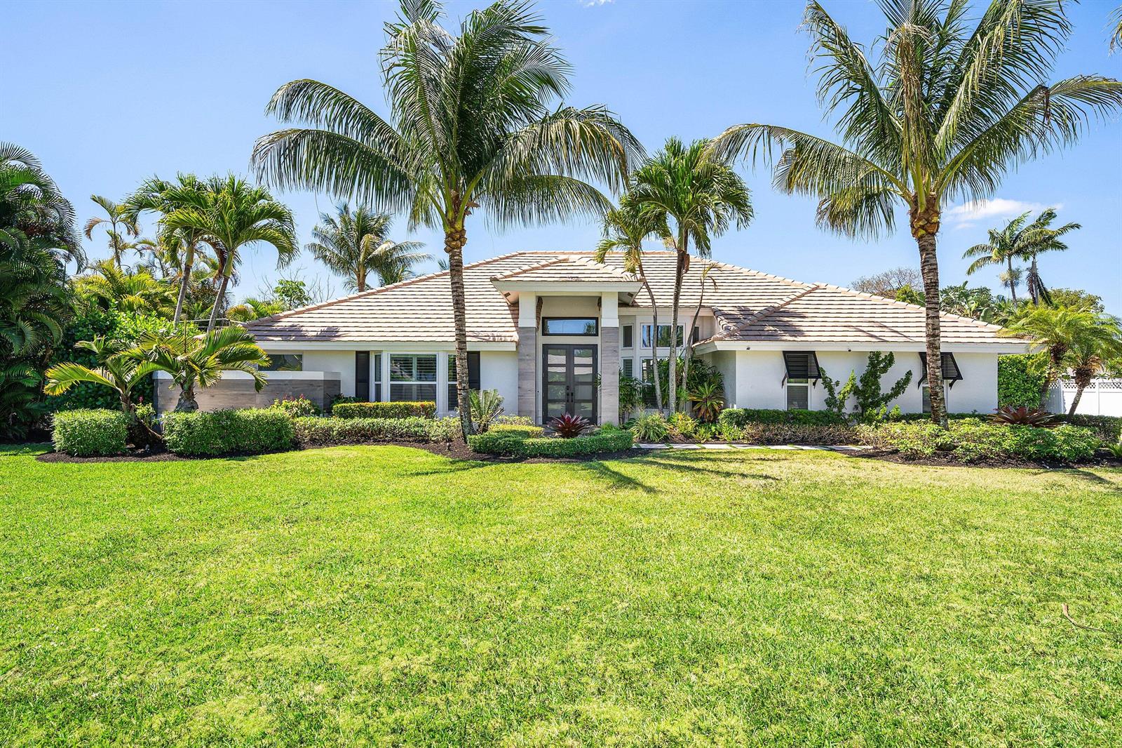 916 SW 37th Court, Boynton Beach FL 33435