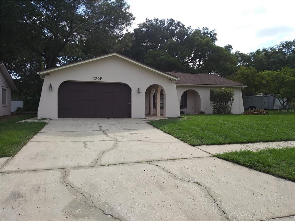 1725 TUMBLEWEED DRIVE