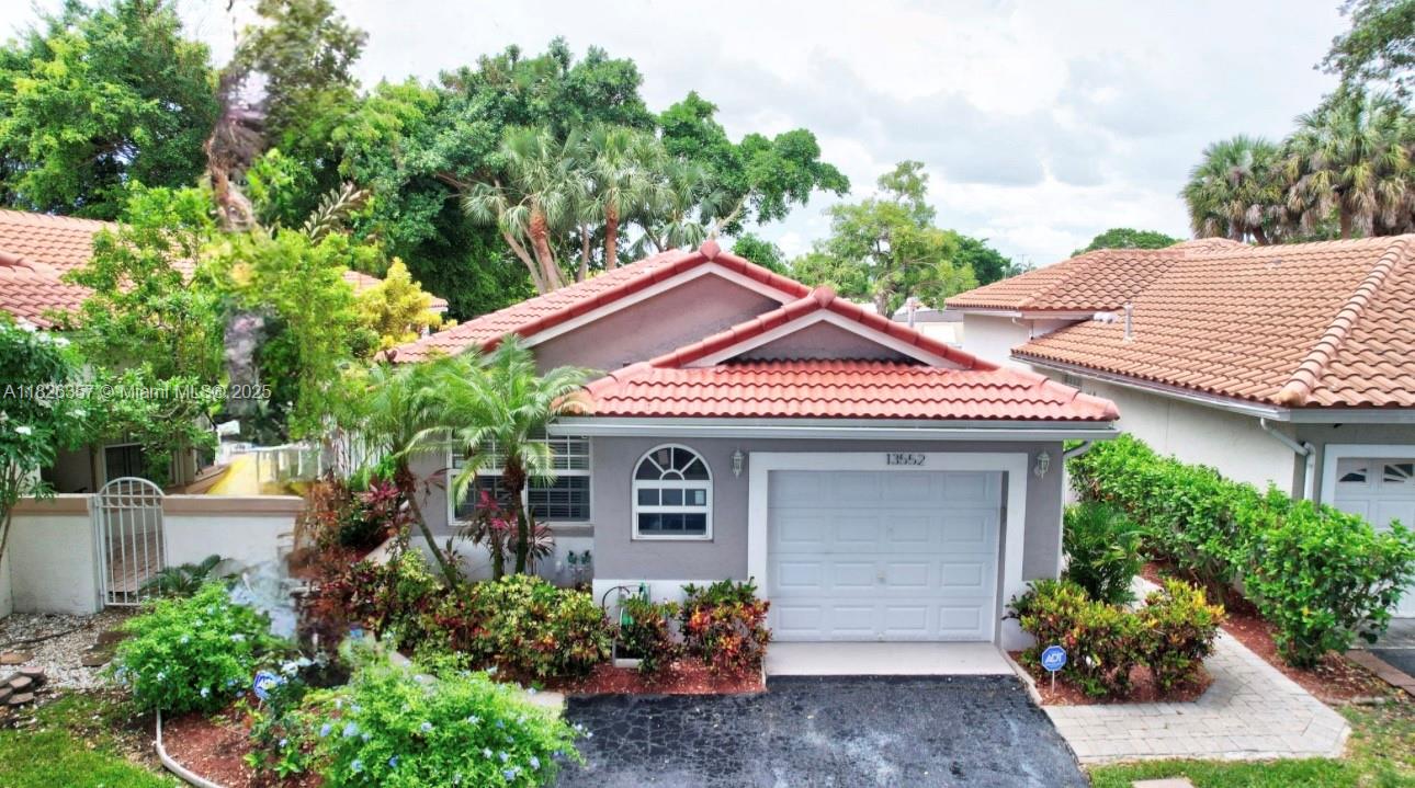 13552 NW 5th Ct, Plantation FL 33325