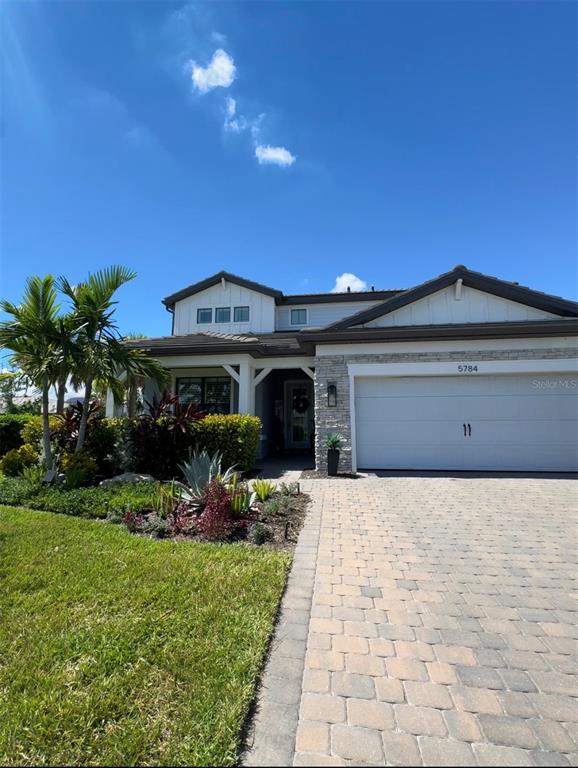 5784 BLUESTAR COURT