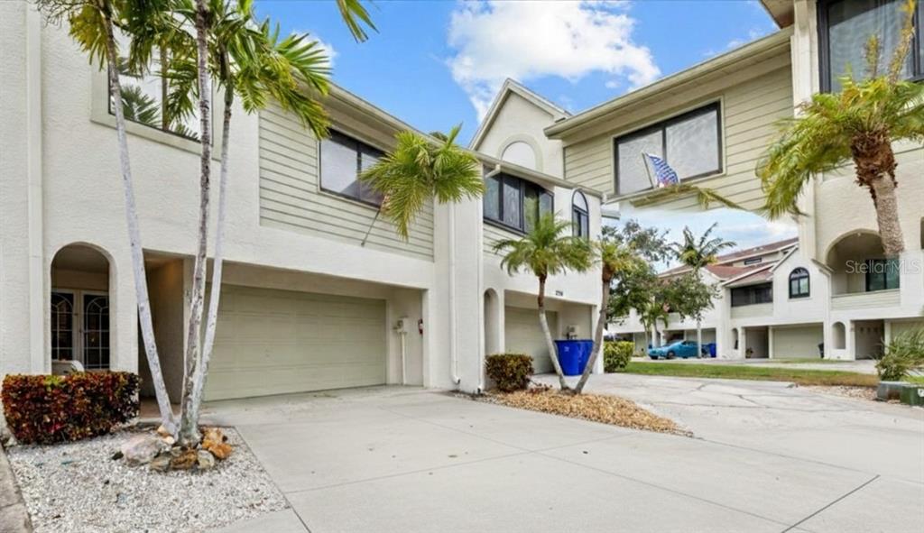 2392 HANOVER DRIVE, DUNEDIN, FL — photo 3 of 30